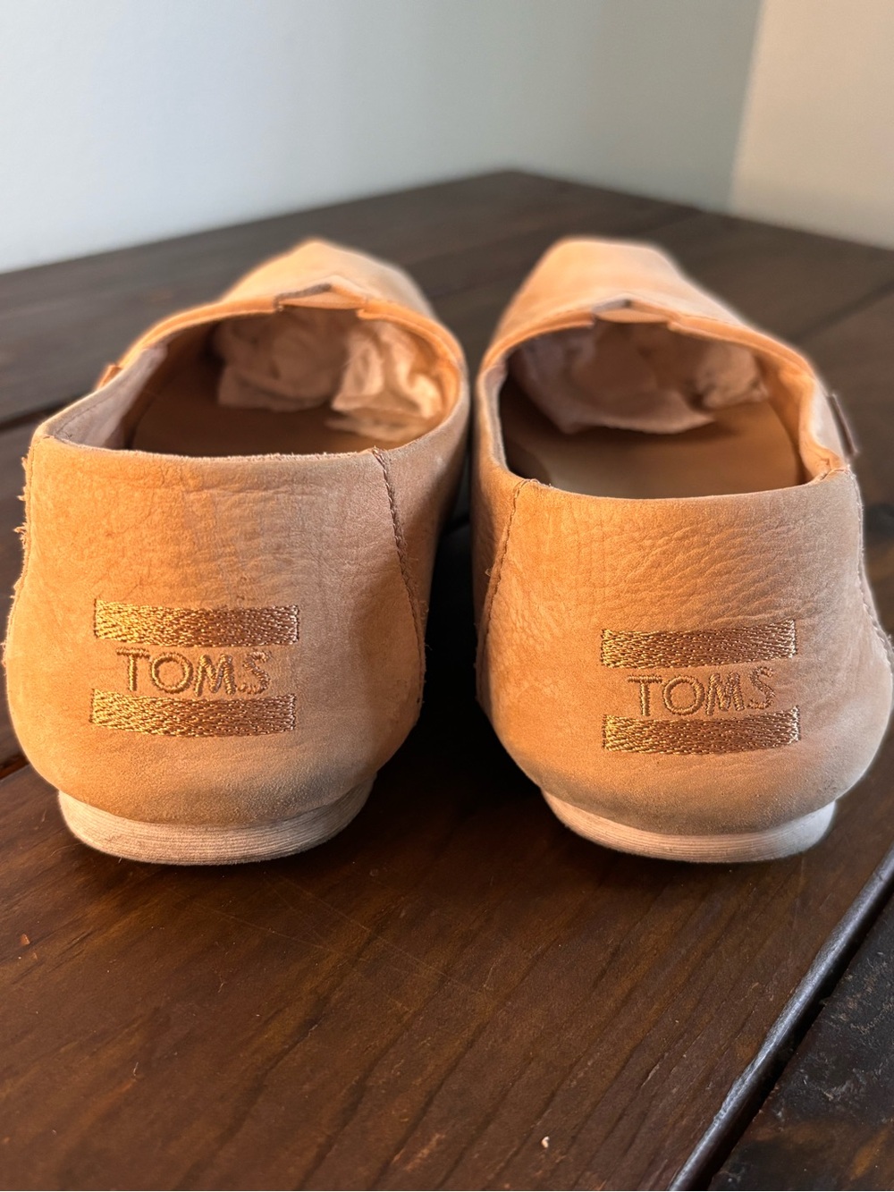 Toms Slip On Leather Shoes Tan Loafer Flats SZ 7 - Picture 3 of 6